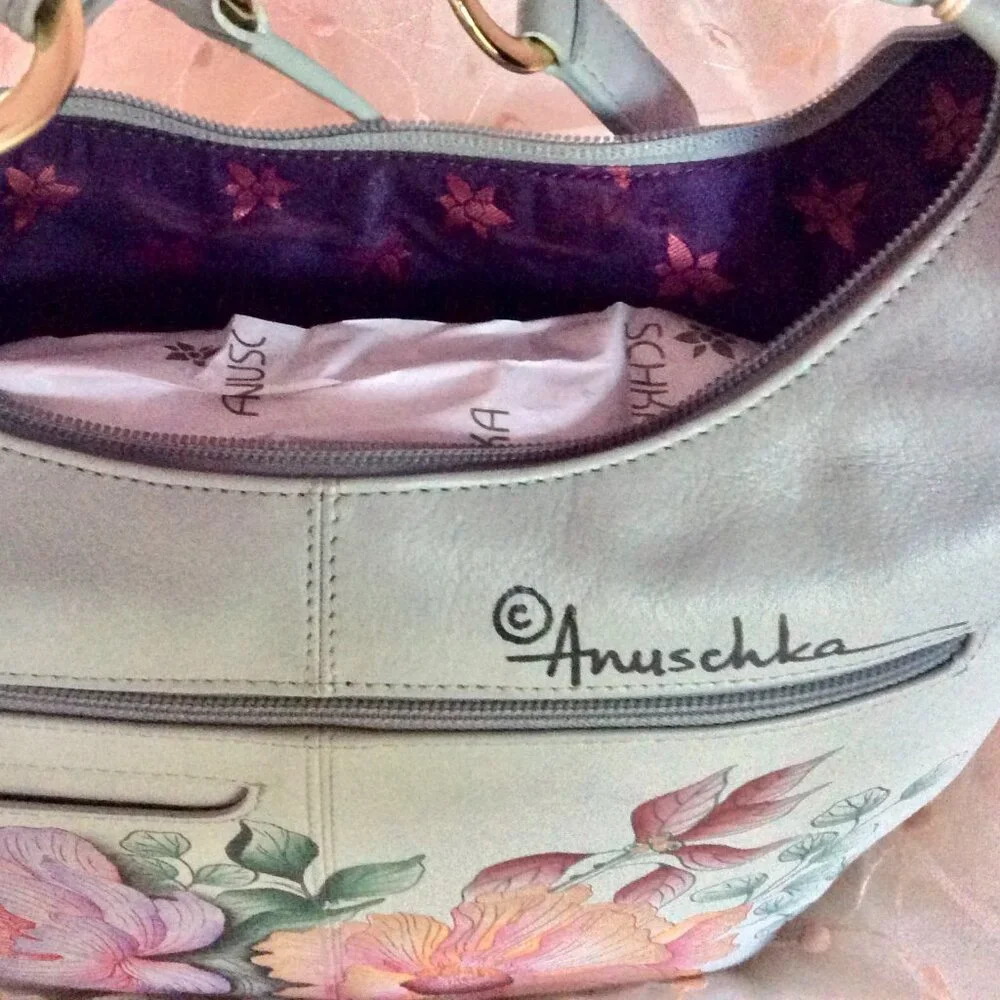 Brand New Gorgeous Anuschka Genuine Leather Hobo in Bel Fiori design - Picture 3 of 11